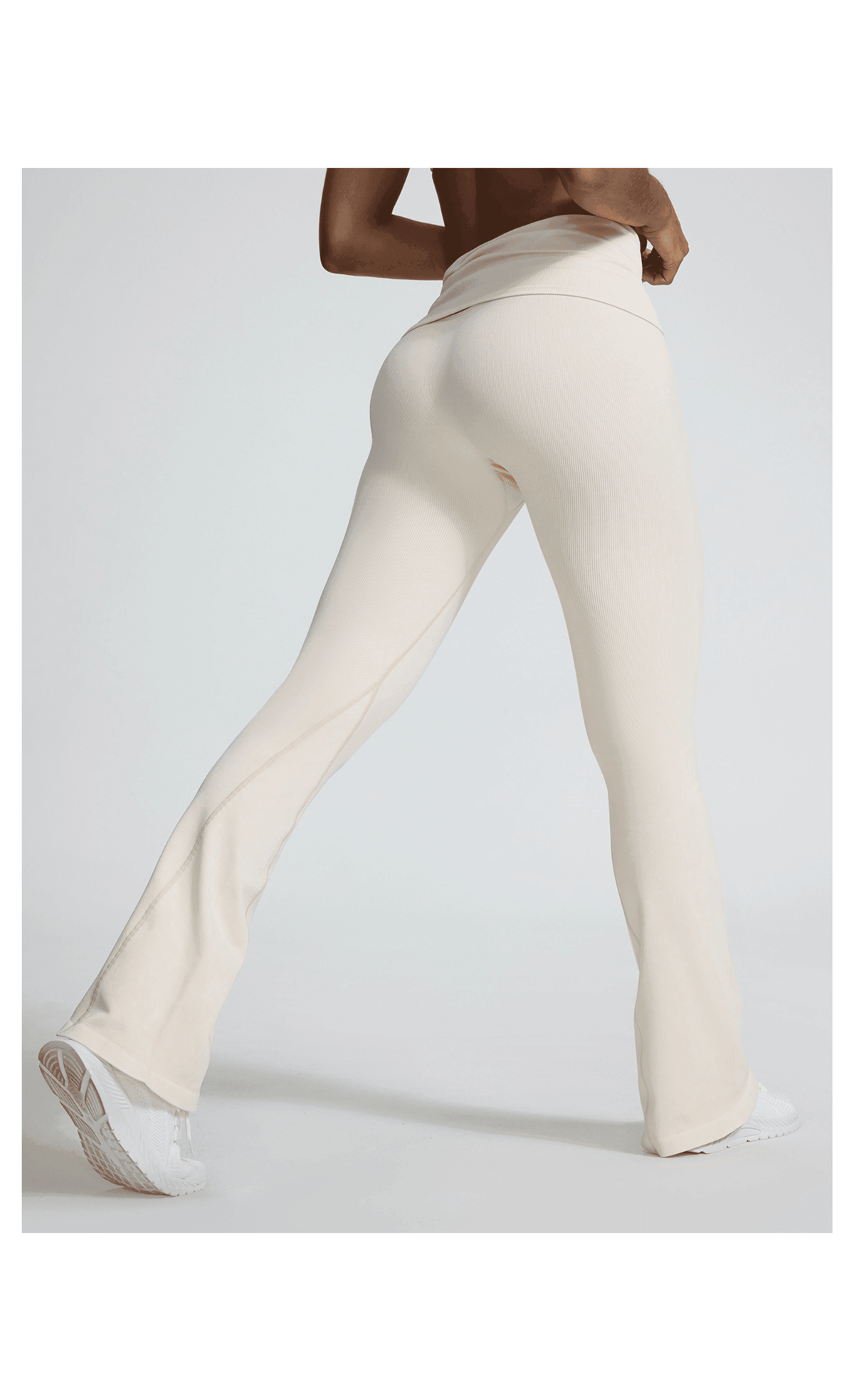 Rebel Rise Flare Leggings - THE REAL REBELS